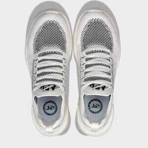 APL Women's Techloom Breeze Runners